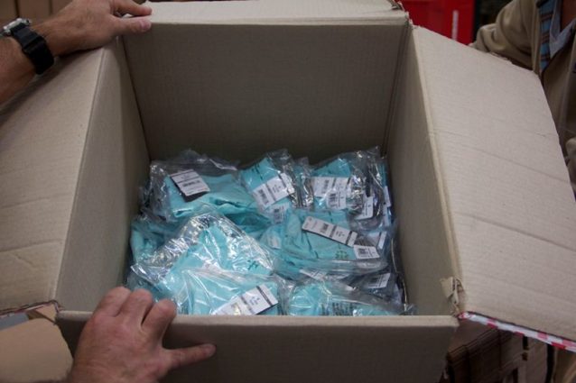 パタゴニアのプラスチック梱包 衣類配送の課題に関する調査報告書 クリーネストライン