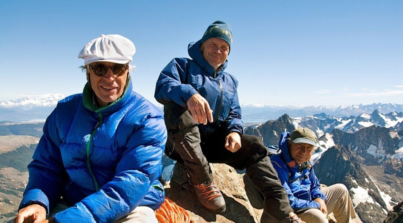 2008年、セロ・クリスティンの山頂のダグ・トンプキンス、リック・リッジウェイとイヴォン・シュイナード。Photo: Conservacion Patagonica Archives