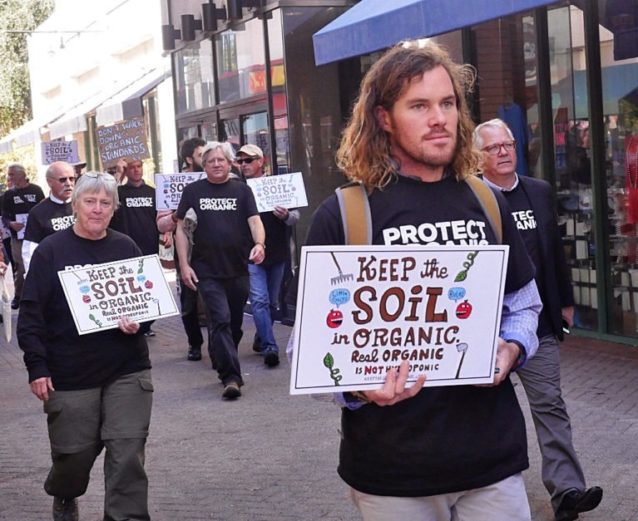 全写真提供:Keep the Soil in Organic