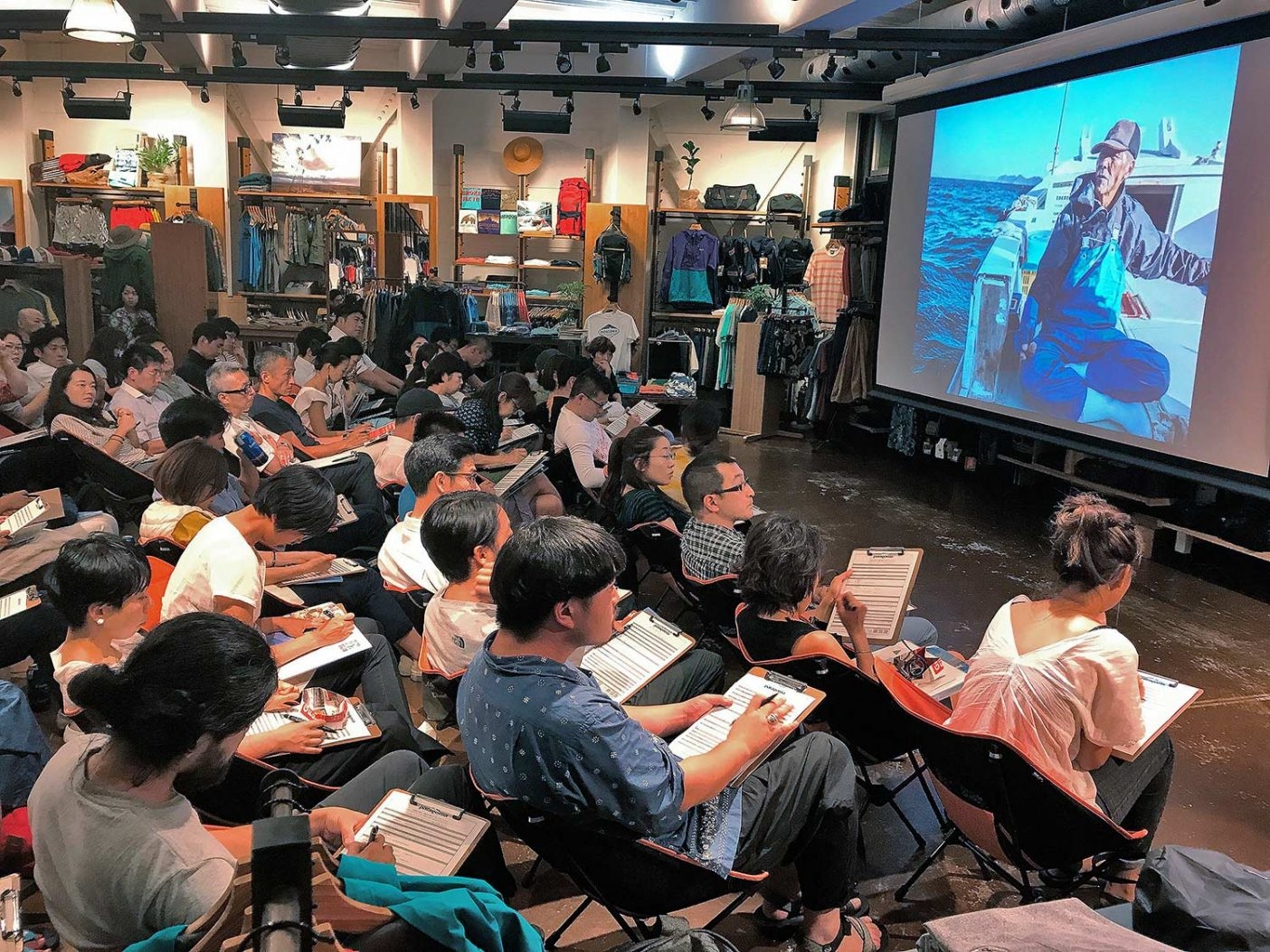 日本での『シー・オブ・ミラクルズ』の上映会。Photo: Tetsuharu Kinoshiro