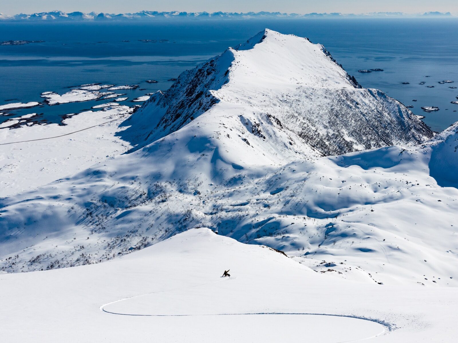 https://www.patagonia.jp/blog/wp-content/uploads/2020/10/miller_andrew_0356_cc_web-2250x1265-1.jpg