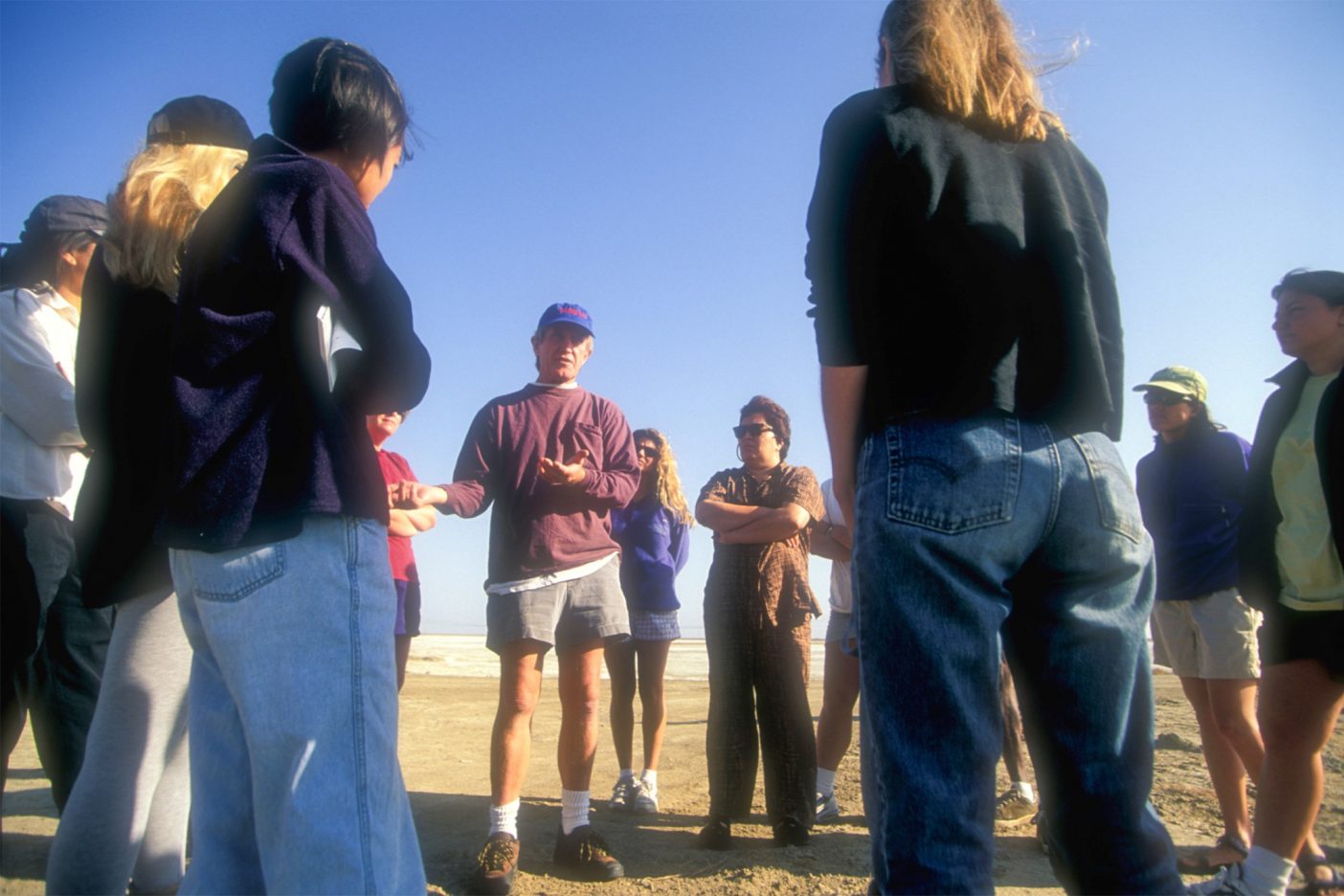 人の健康がかかっているとき、それはただ普通の野外見学ではない。カリフォルニア州サンホアキン・バレー Photo:Corey Rich