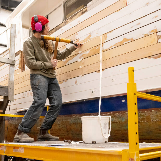 ウィメンズ・スウェットシャツ＆フーディ